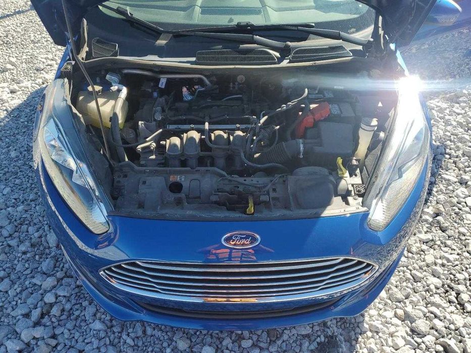 В дорозі FORD FIESTA SE 2019 США форд фієста сі 1.6 передній привід