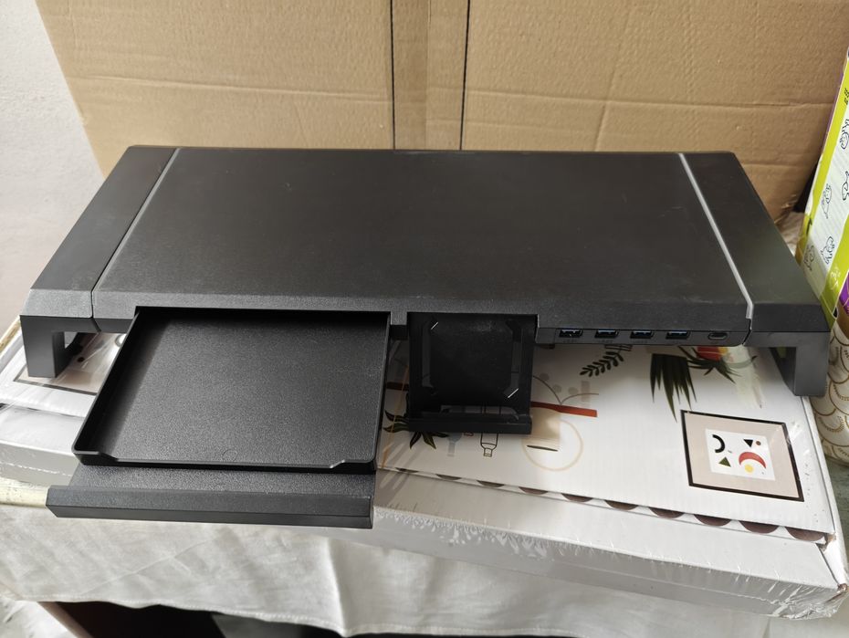 Suporte Monitor USB e RGB Mars Gaming