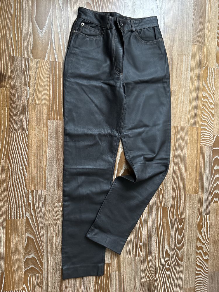 Натуральна шкіра  бомбічні  штани- джинси nina ricci оригінал не zara