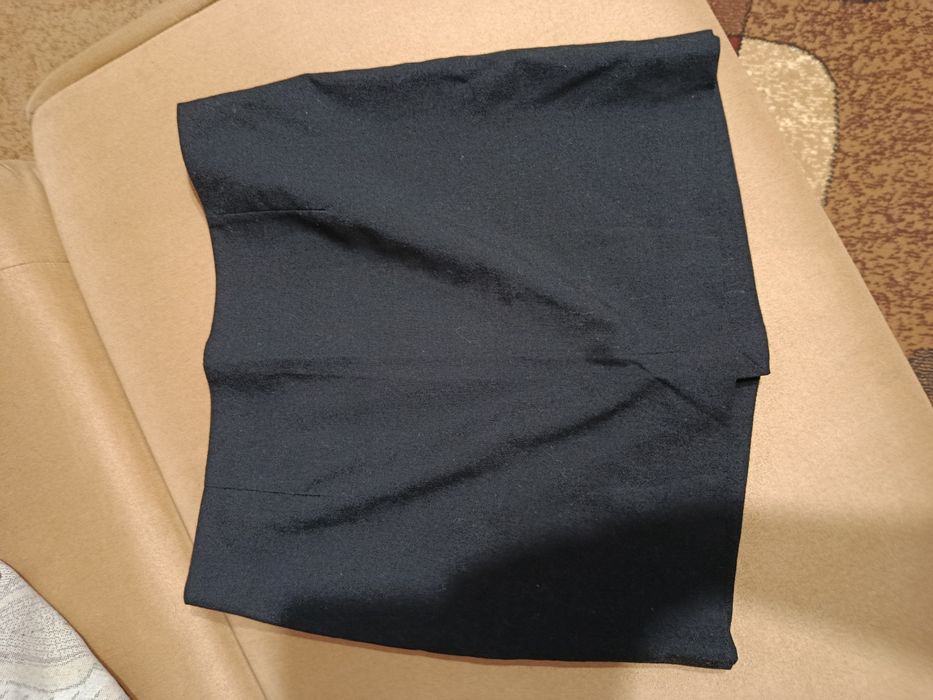 Спідиниця Zara в ідеальному стані