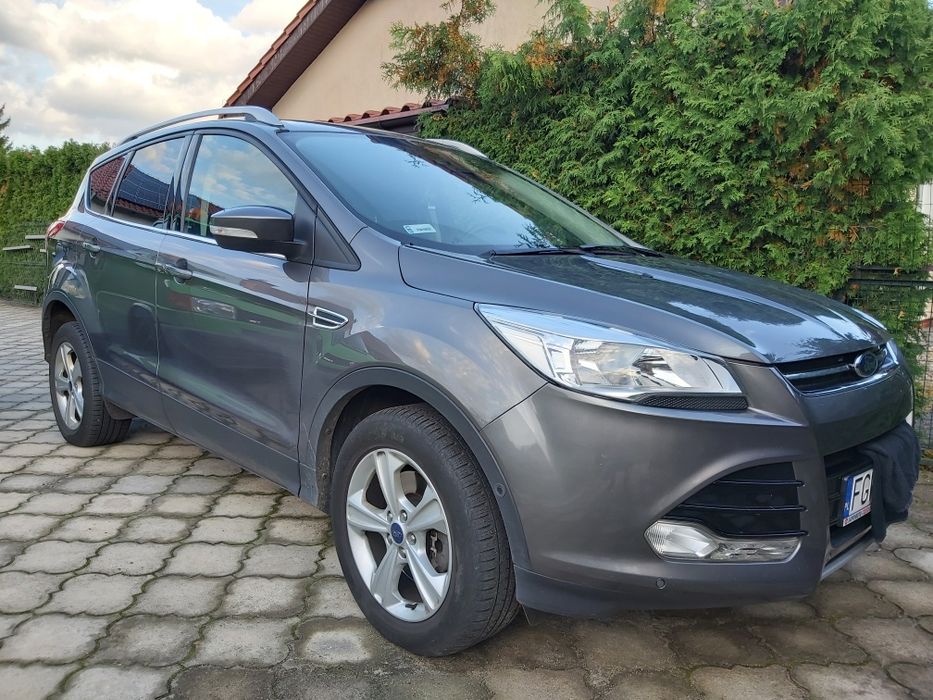 Ford Kuga 2.0 TDCI TITANUM _4x4 _Automat_ El. Klapa