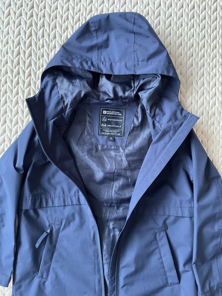 Kurtka przeciwdeszczowa Mountain Warehouse r.130 gratis dresy