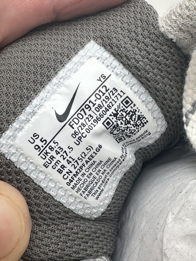 Оригінальні Кросівки Nike Air Zoom Vomero 5 Light Iron Ore Найк зум