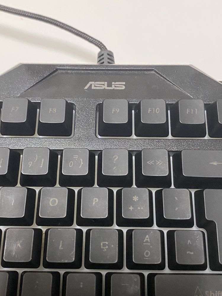 Teclado Gaming Asus