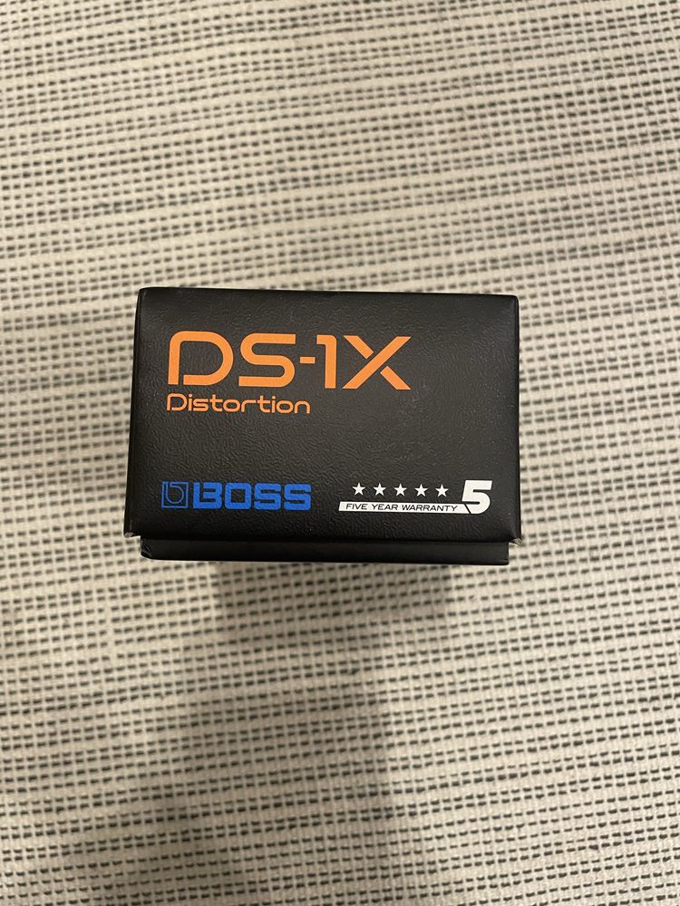 Efekt gitoarowy Przester Boss Distortion DS-1X