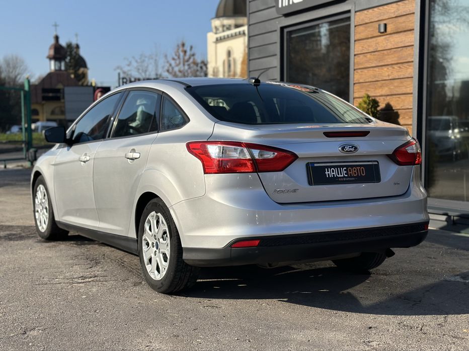 FORD FOCUS 2012 року, 2.0 бензин, автомат, передній привід.
