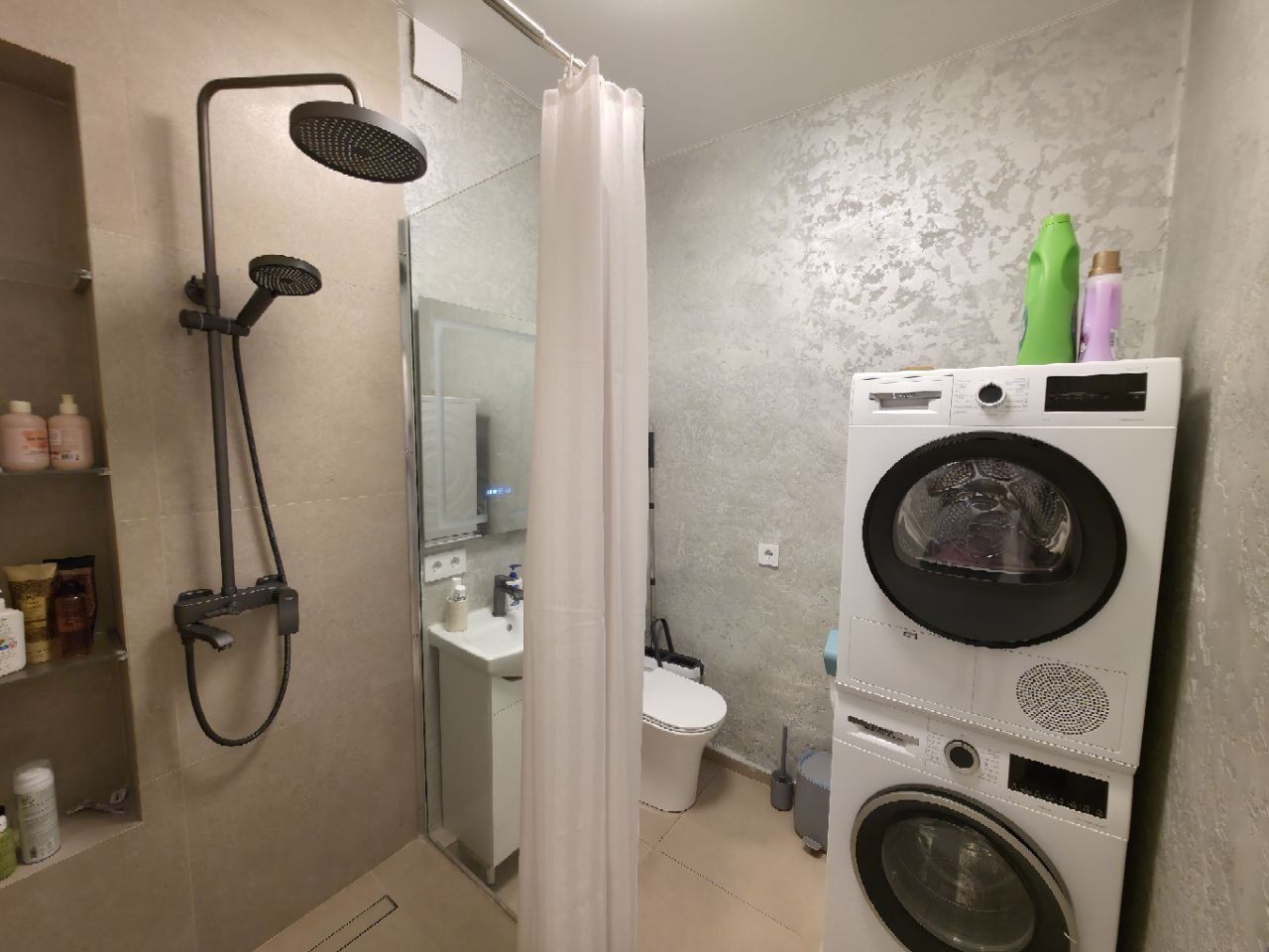 Продажа 2к квартиры с ремонтом,  Центр