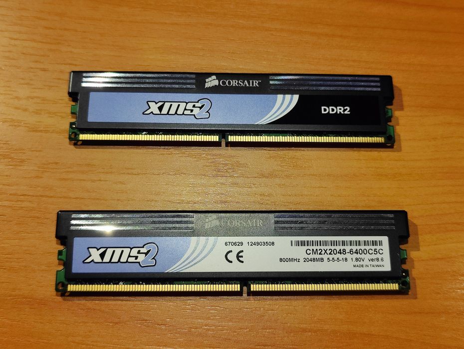 Pamięć RAM DDR2 2x2GB Corsair XMS2