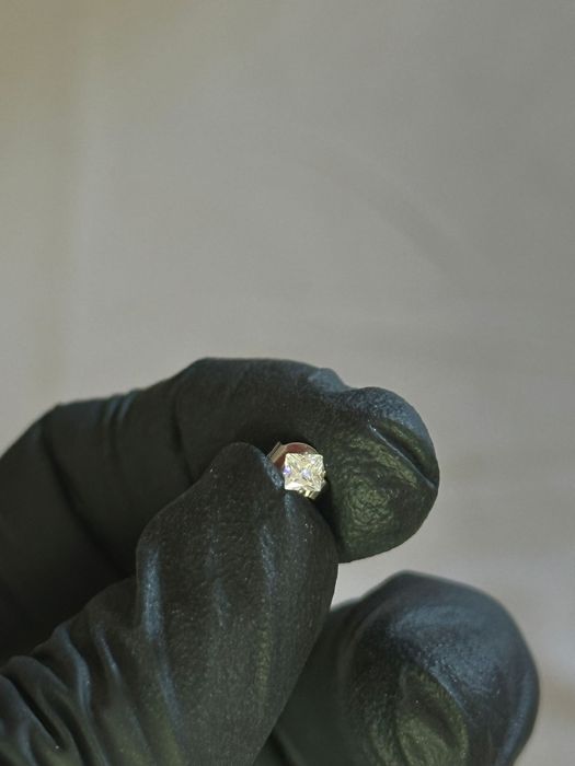 Brincos Diamante Quadrado e Redondo