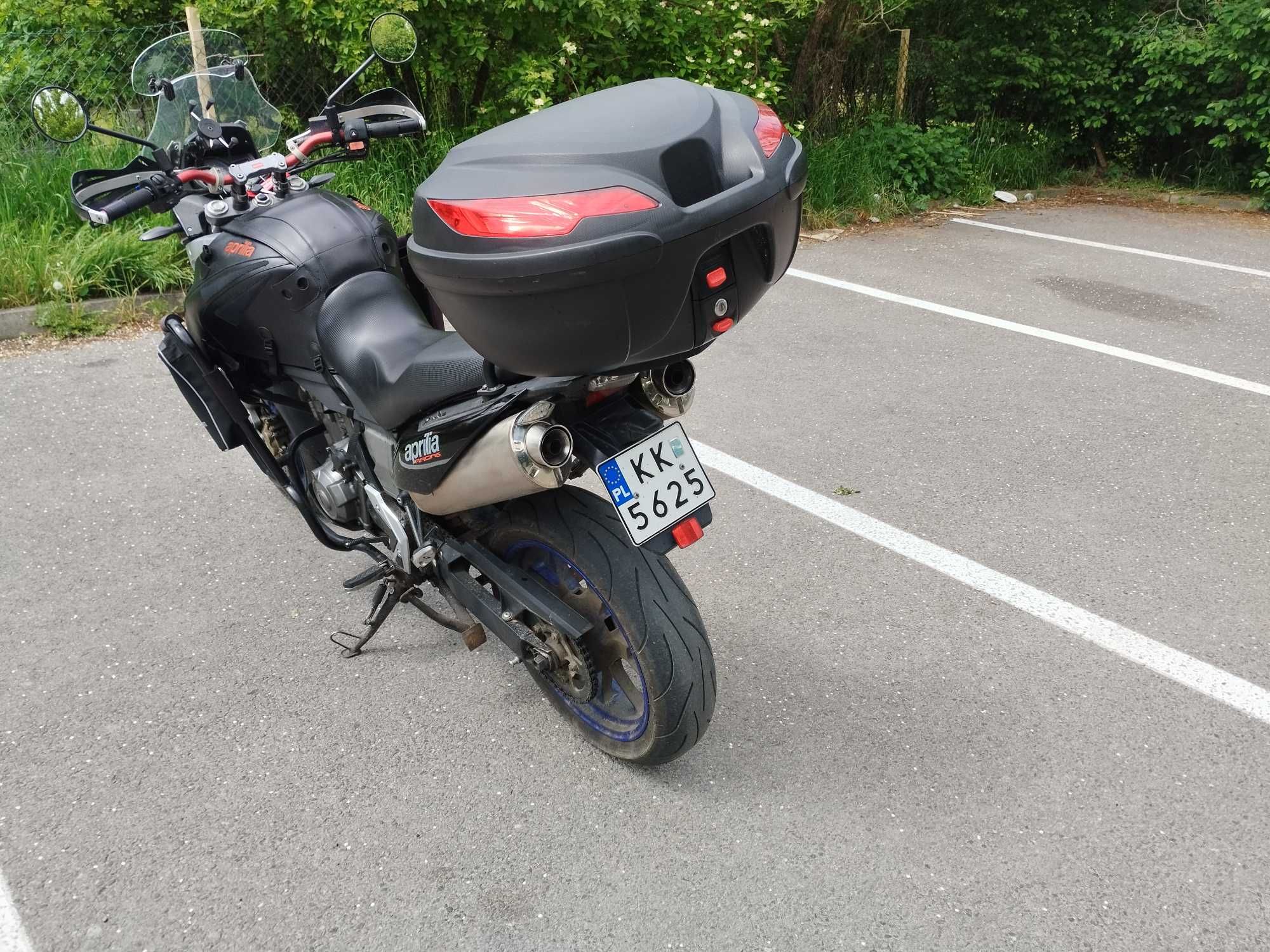Aprilia Pegaso 660 strada na A2