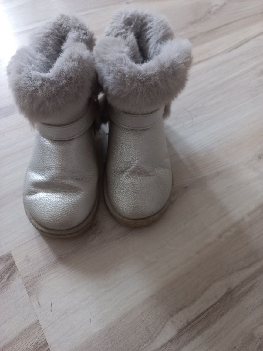 Buty zimowe dla dziewczynki rozmiar 30