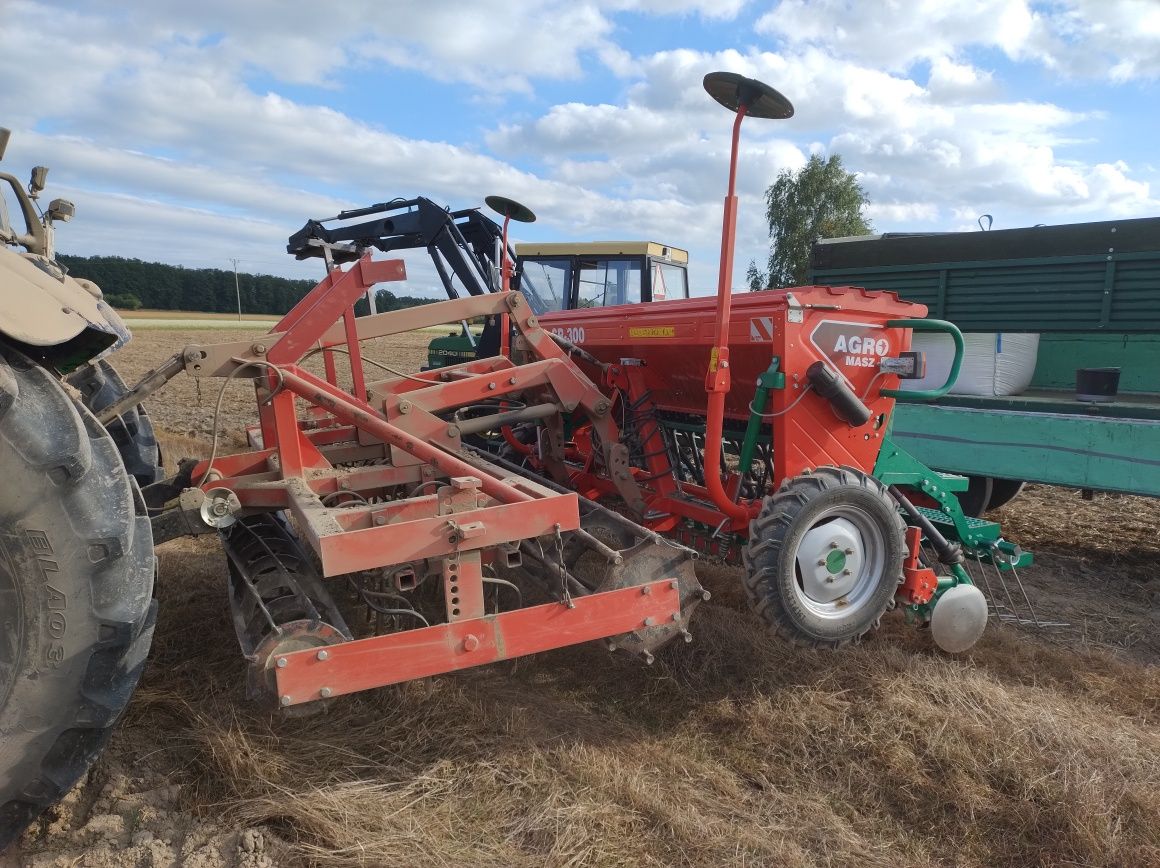 Siewnik Agro Masz SR300 z Agregatem Siewnym i wałem jak NOWY !