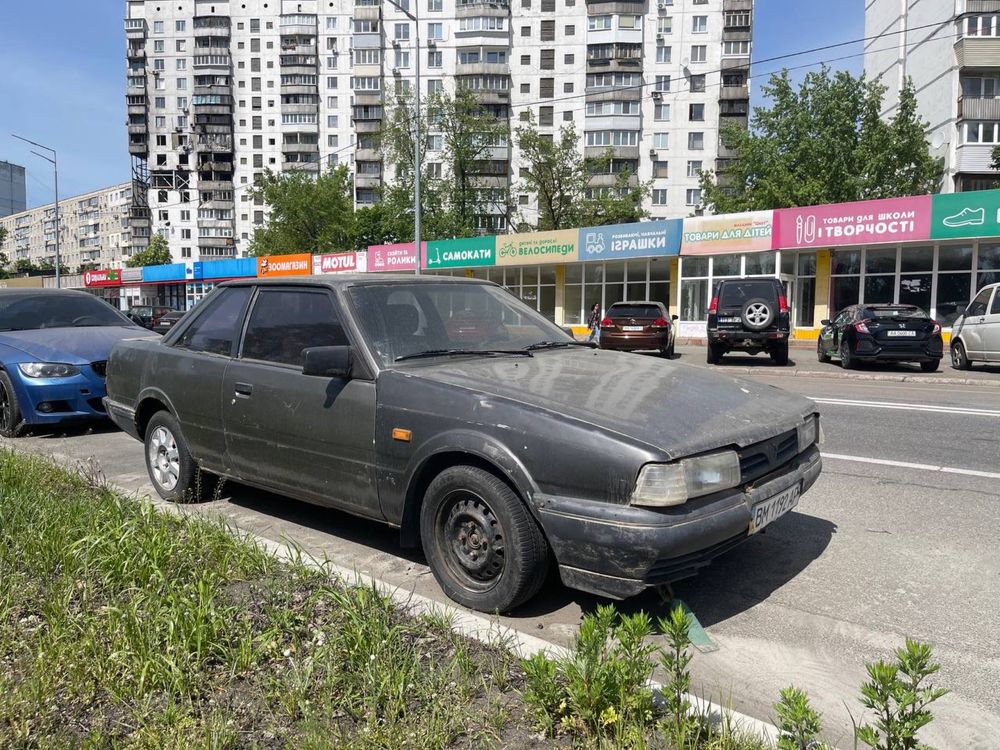 Mazda 626 1986 года