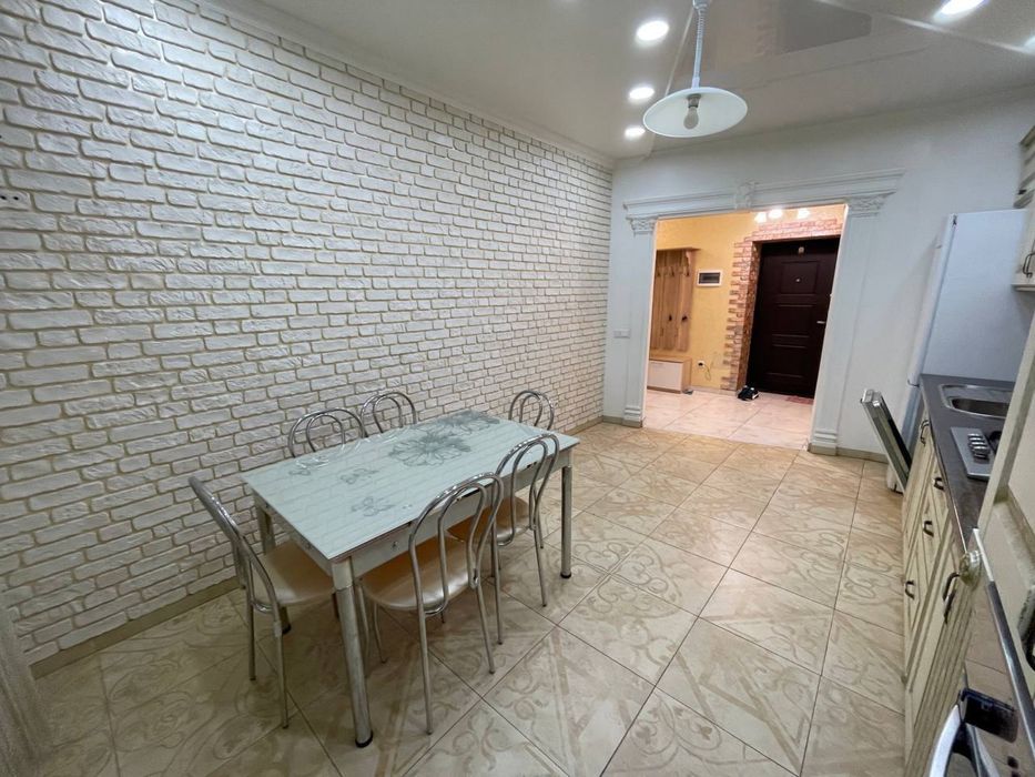 ШИКАРНА 2-кімVIPновобудГЕРОЇВ МАЙДАНУ(3хв до ТЦ ПРОСПЕКТ,Майдан)з 1.12