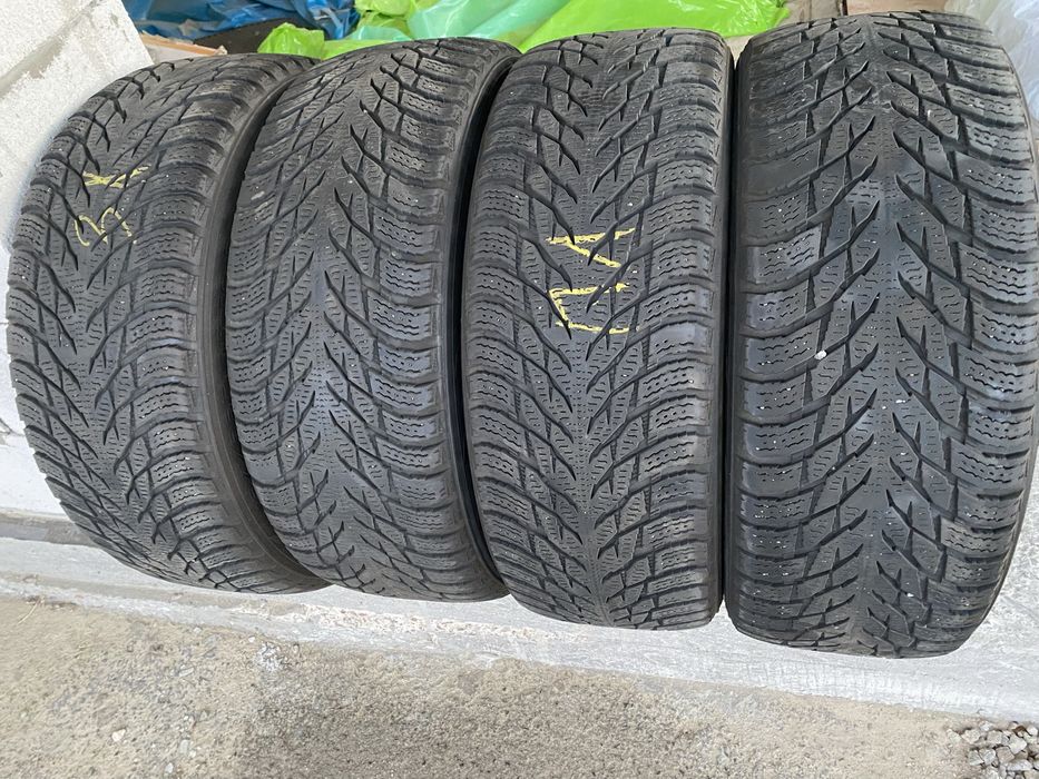205/55R16 зимові шини