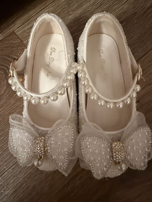 Туфлі на дівчинку розмір 26