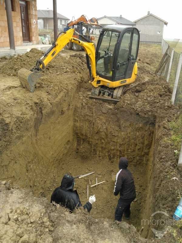 Usługi minikoparką, wywrotka, zagęszczarka, niwelator