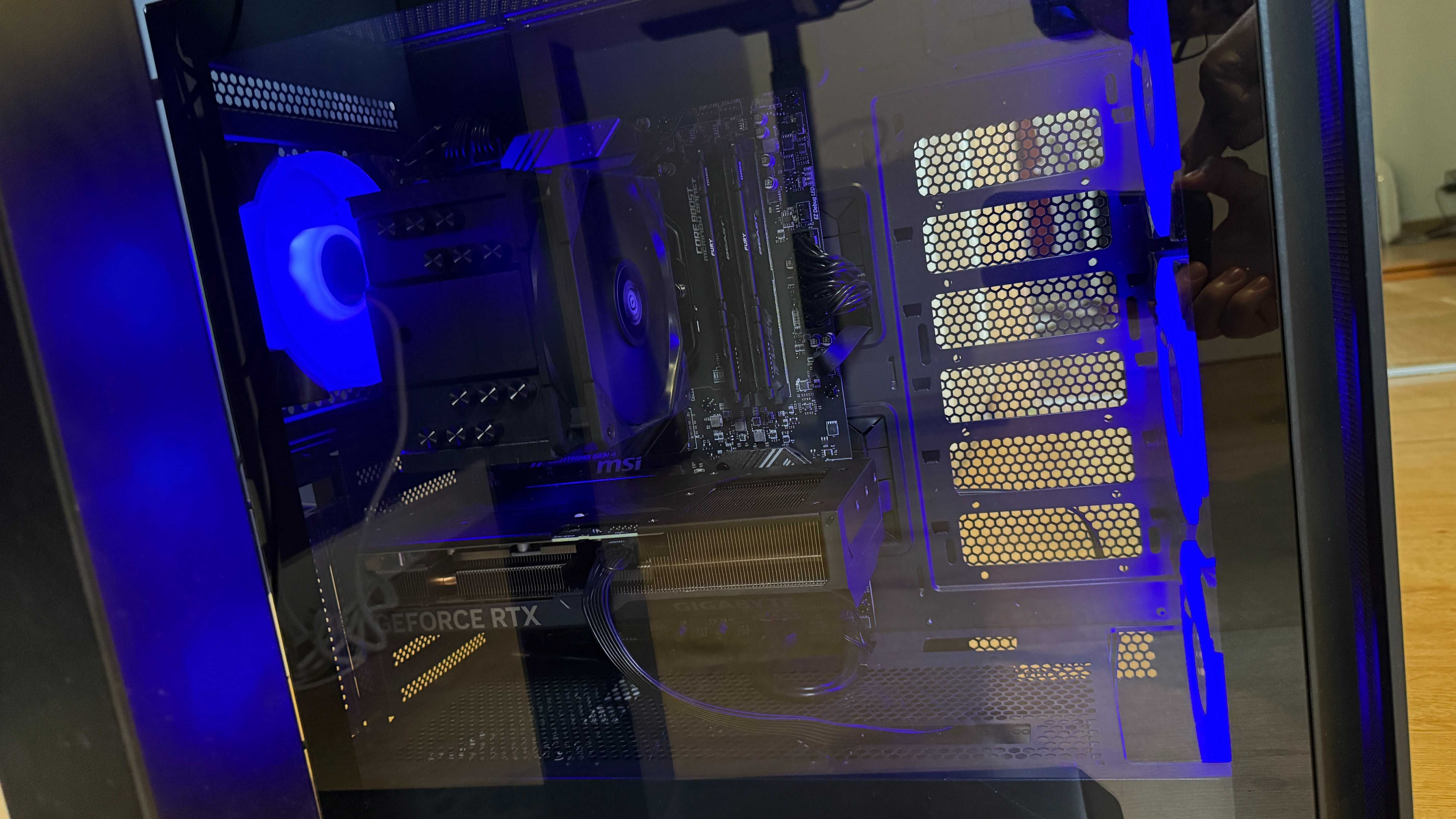 Komputer do gier: AMD 7700x/RTX 4070 Super/32 DDR5/1.5 Tb