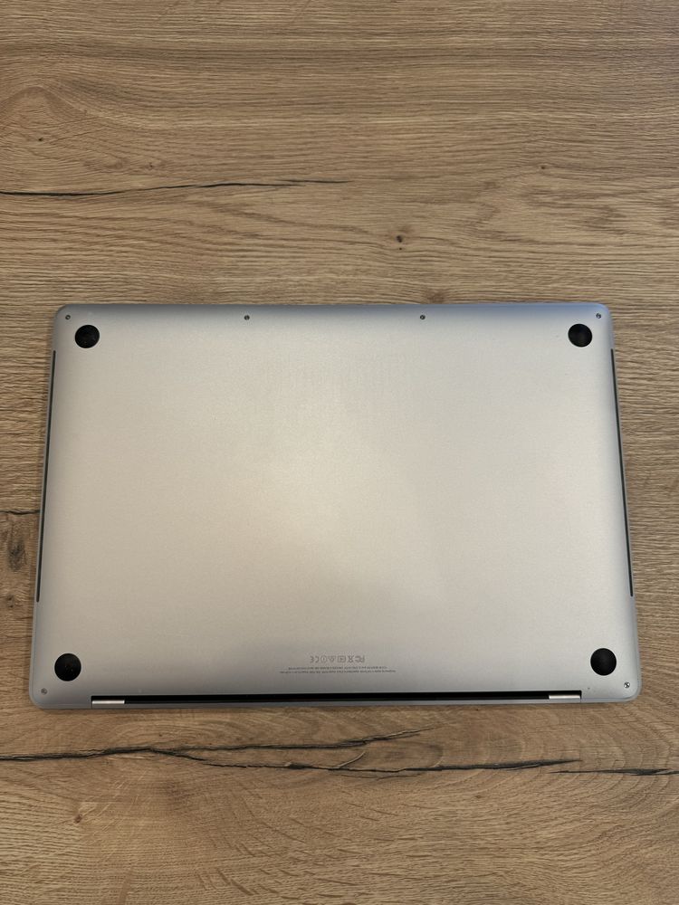 Apple Macbook Pro 2017 (15 inch)