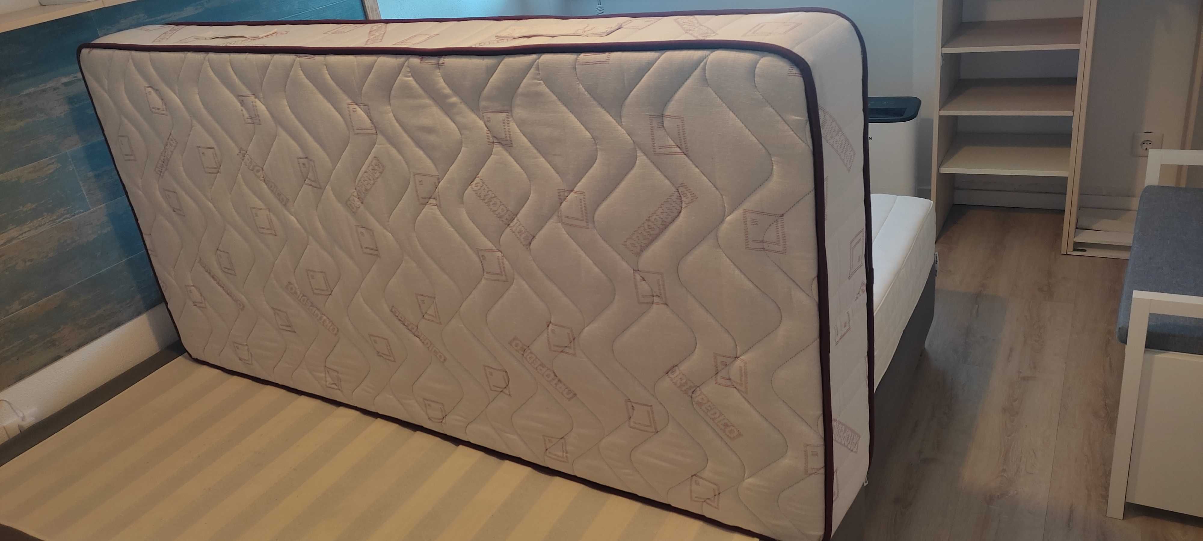 Colchão ergonómico 190x90 como novo.