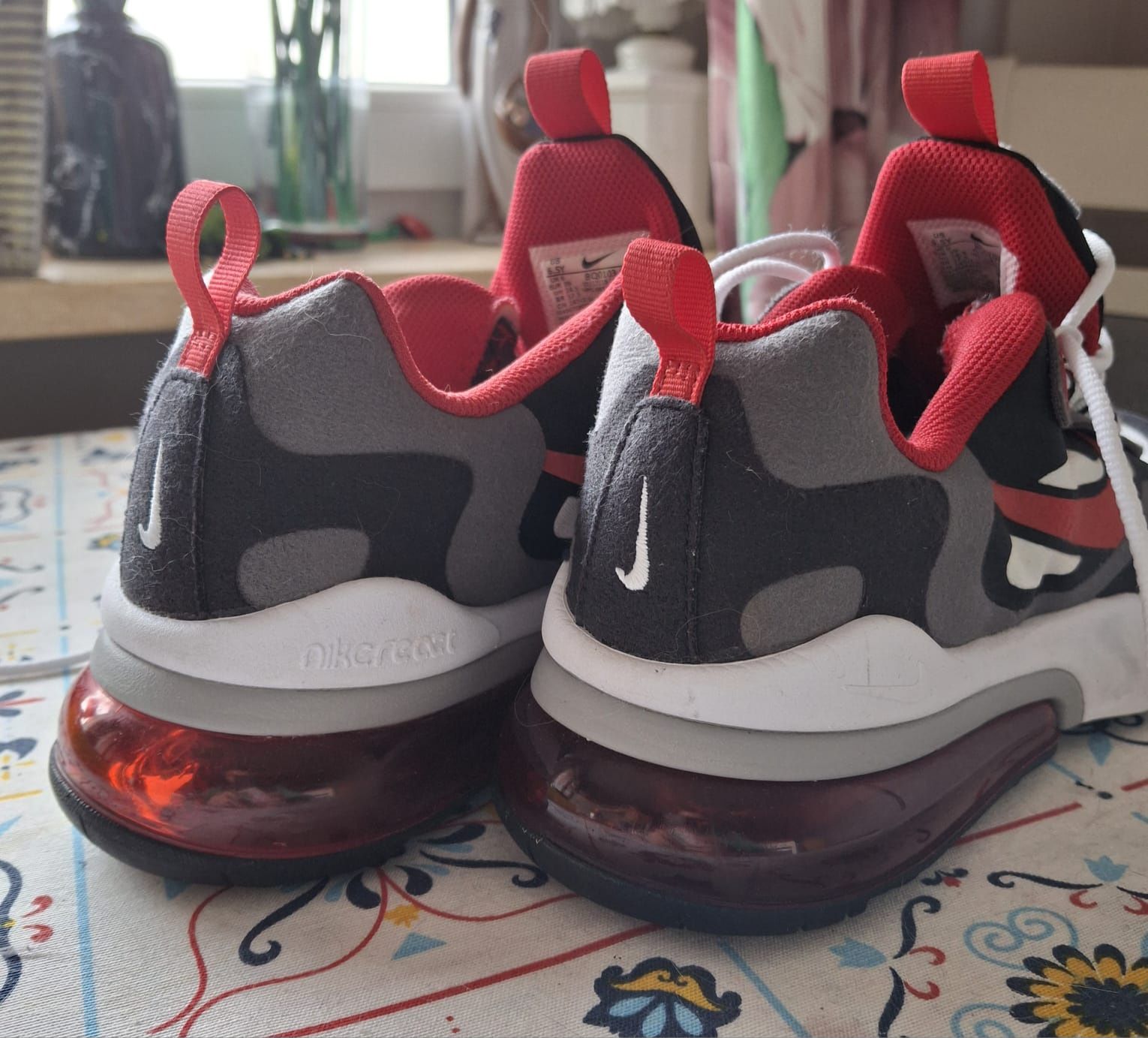 Nike Air Max React 270  39