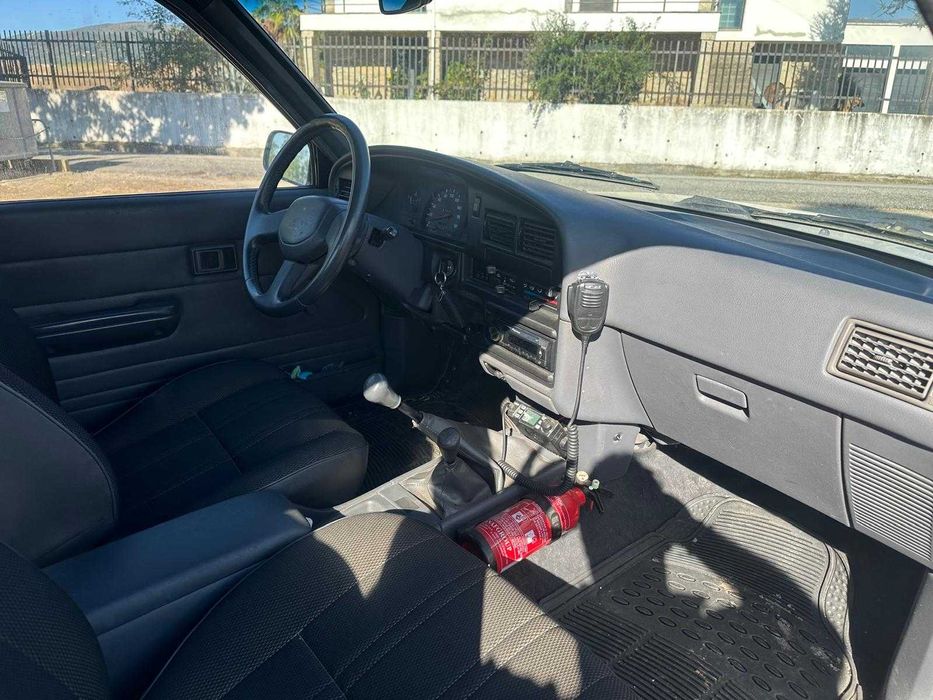 Toyota Hilux 4x4 restaurada