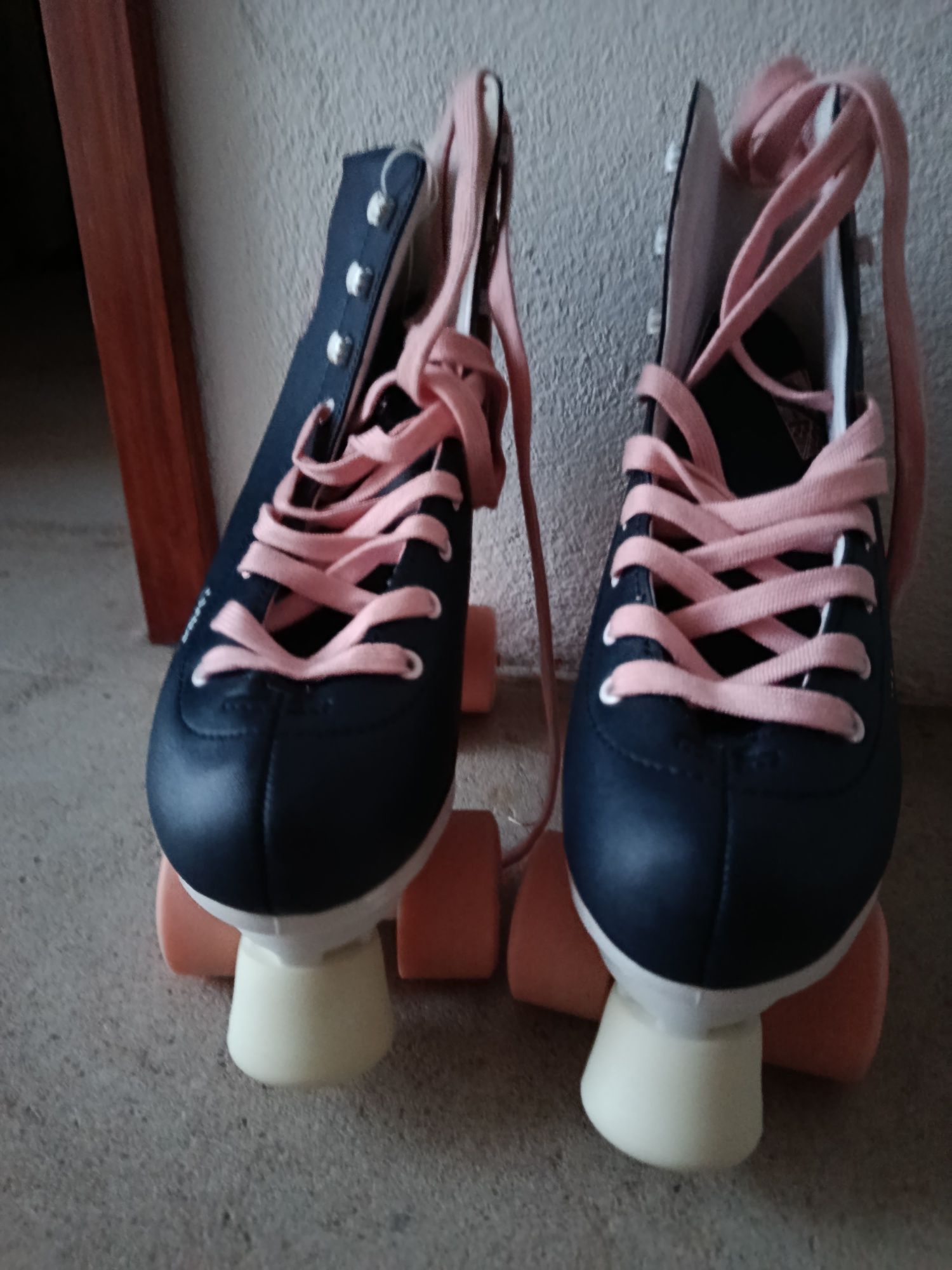 Vendo patins novos tamanho 39