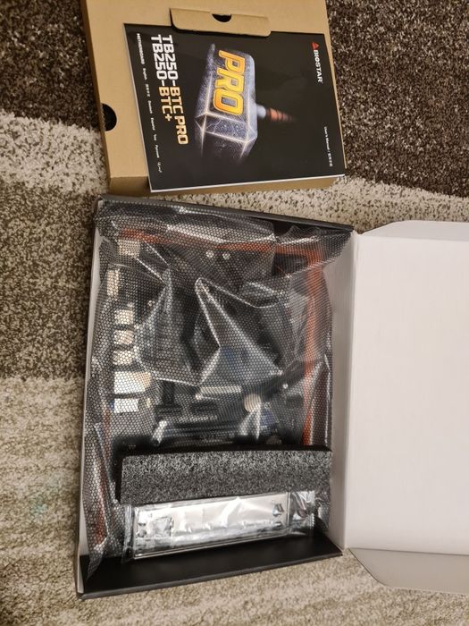 Płyta główna Biostar TB250-BTC PRO i procesor Intel Celeron G3930
