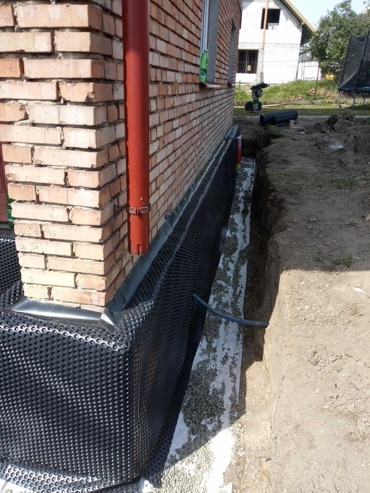 Drenaż  |  Odwodnienia  |  Melioracja  |  Izolacja fundamentów | Rynny