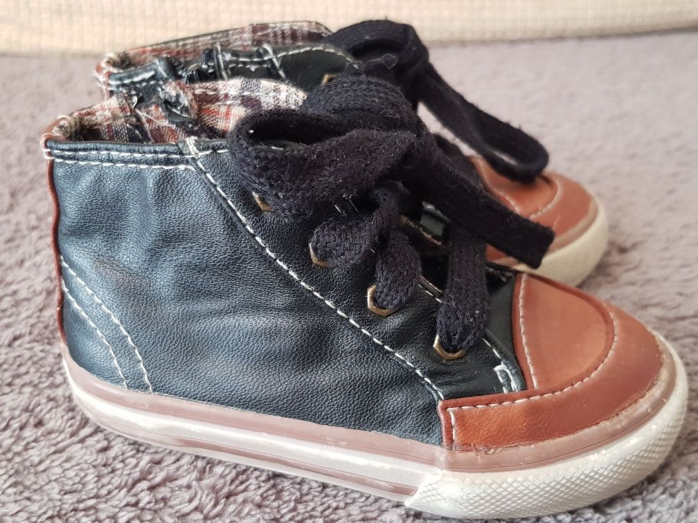 Buty dziecięce do kostki Zara Baby