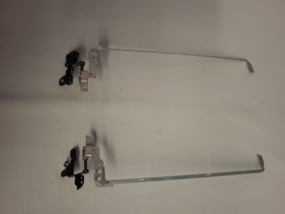 Sprzedam zawiasy do laptopa Hp 255 G7.