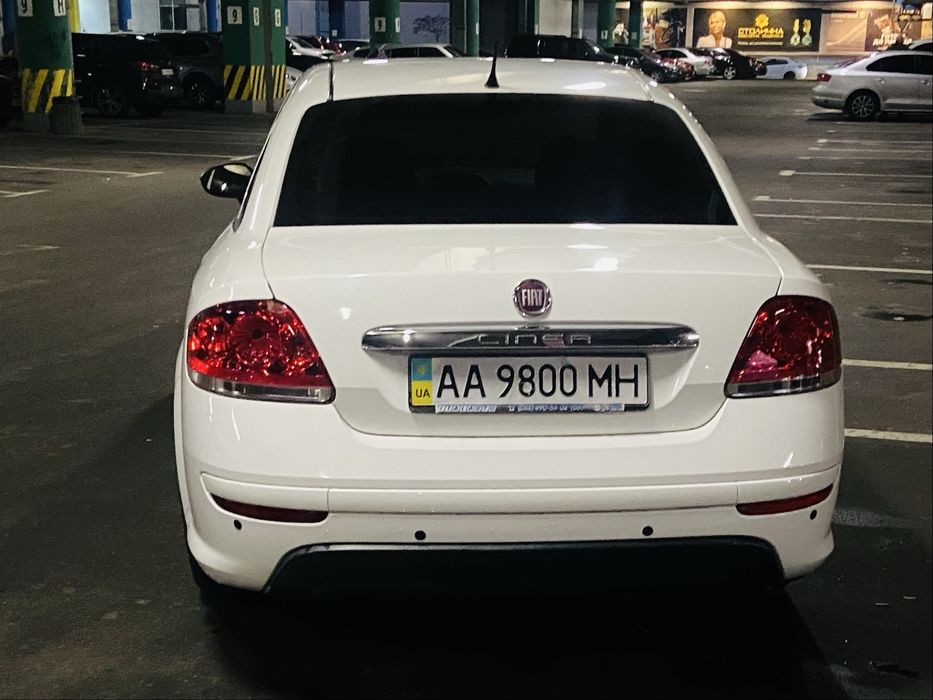 Fiat linea 2013 рік 1.4 газ/бензин