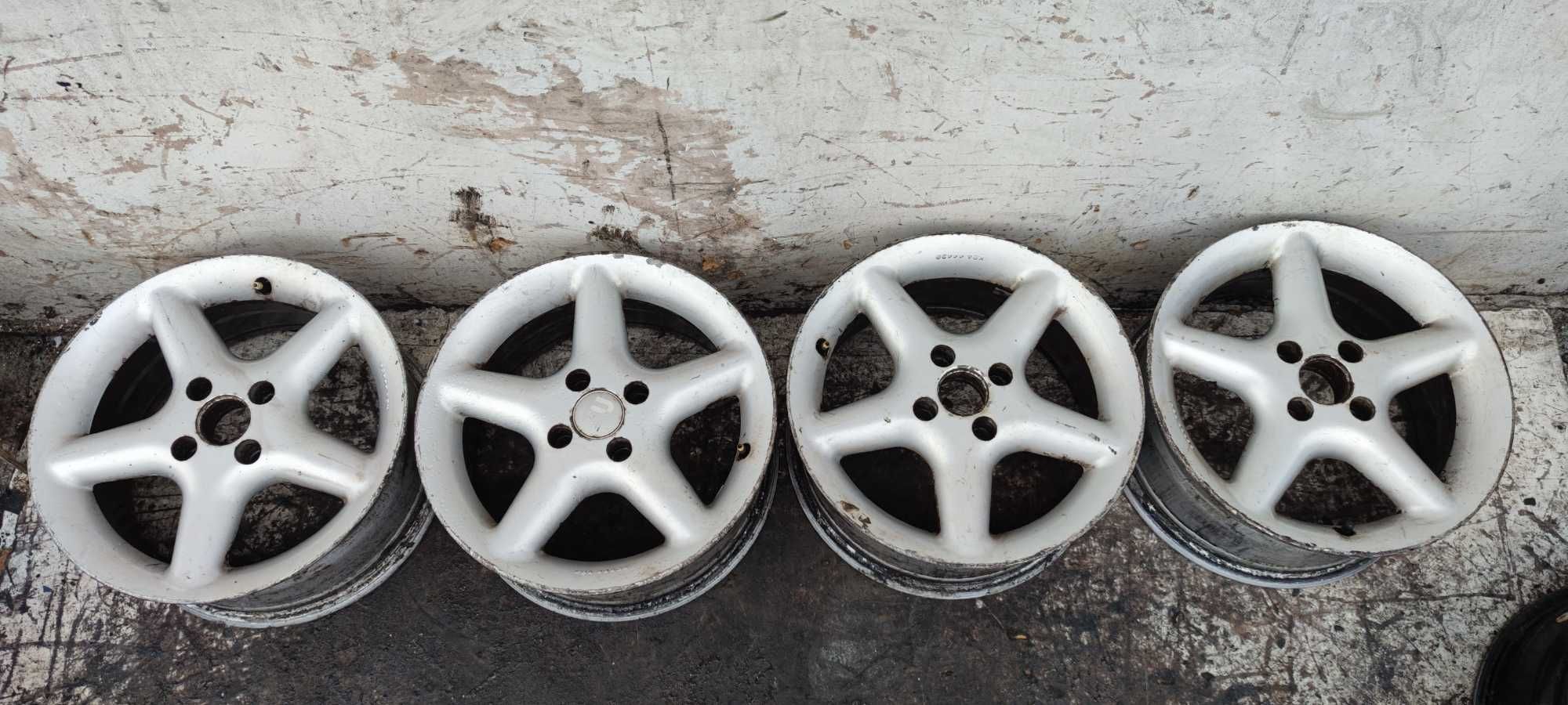 Felgi Aluminiowe Alufelgi Alusy 15" 4x100 7Jx15 ET35 Komplet