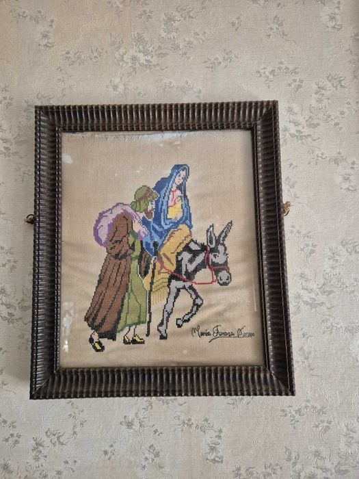 Quadro bordado à mão - Sagrada Família - trabalho artesanal único