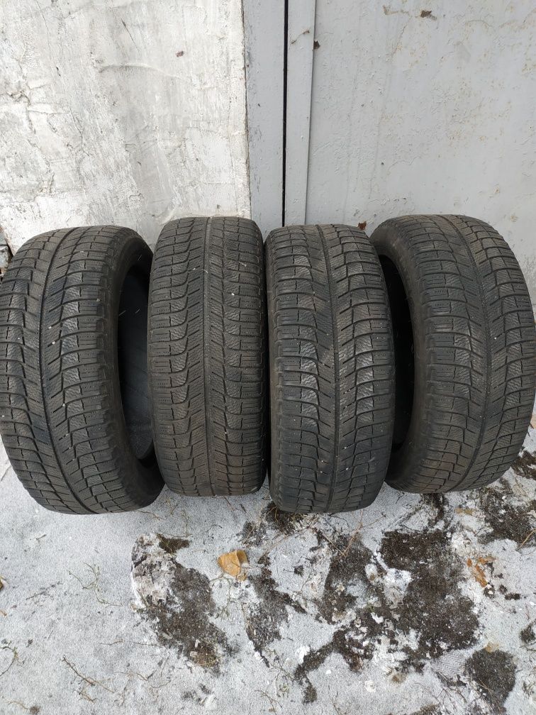 Шины Michelin 205/55/rR6, 94H