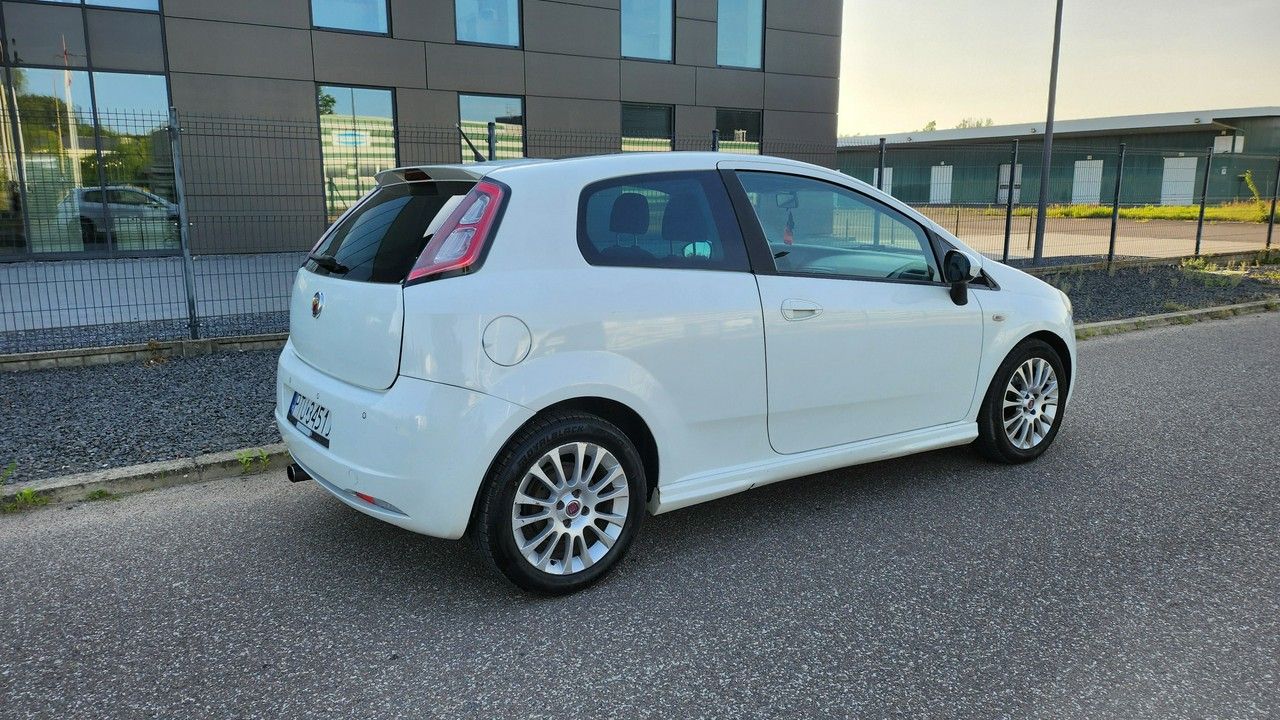Fiat Grande Punto 1.3 Multijet 2009r 153tys km Szyberdach Panorama