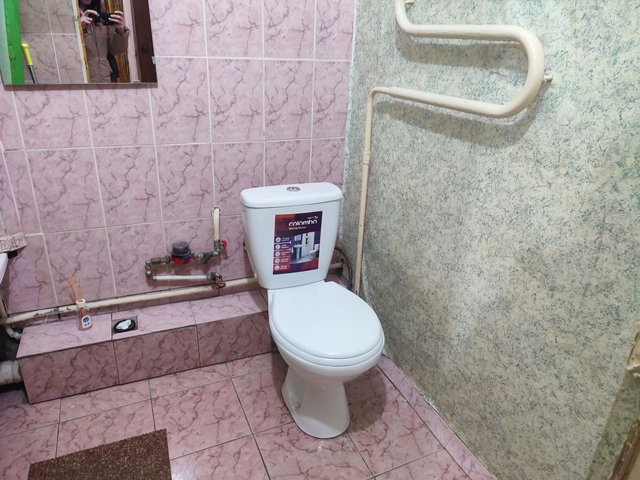 Продам 1 к. квартиру на Грушевського