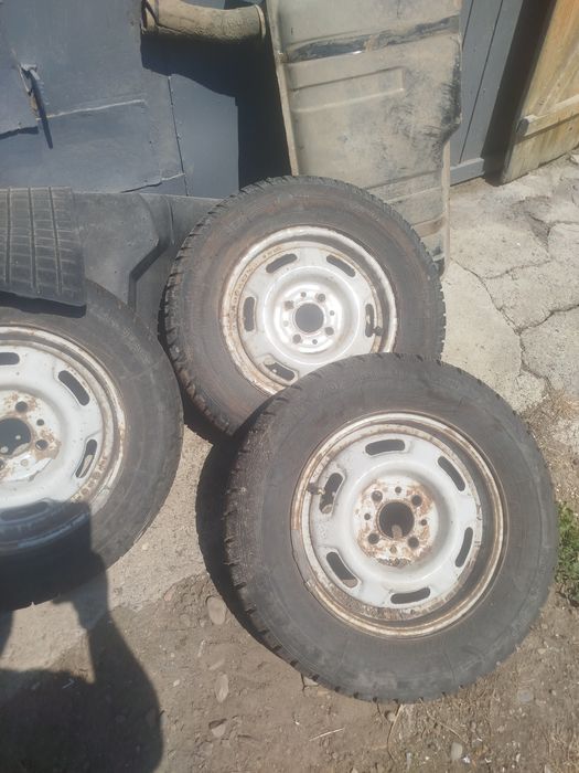 R 13 R 14 колеса на  запаску