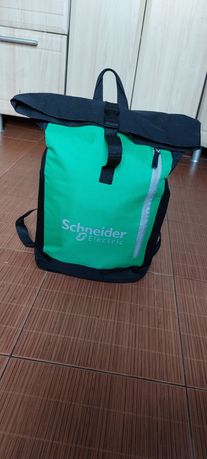 Стильный рюкзак новый Schneider electric