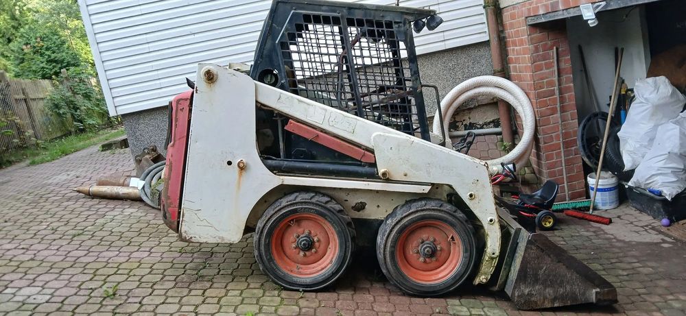 Bobcat miniładowarka  Miniłdowarka Bobcat 553   2004r