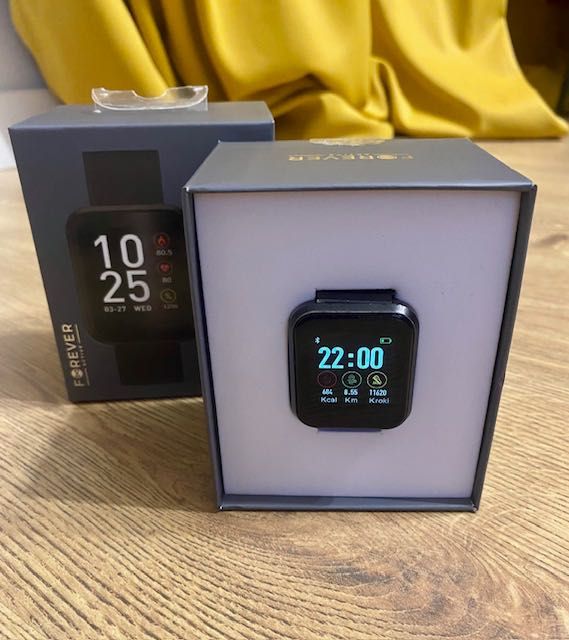 Zegarek smartwatch Forever Forego SW-300 czarny