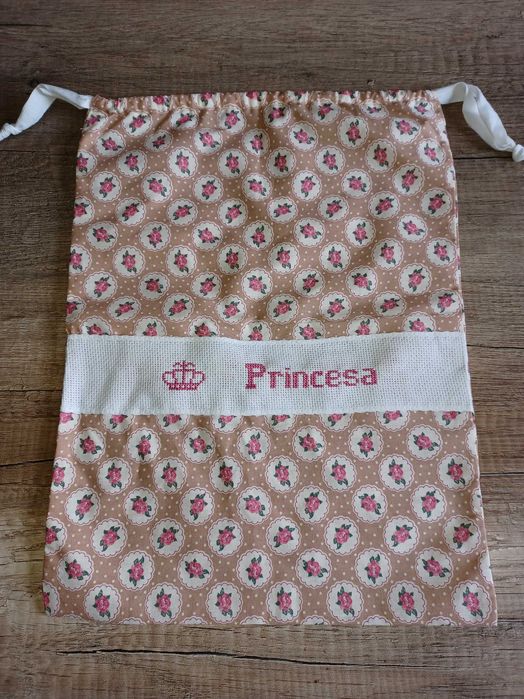 Sacos de pano para roupinha