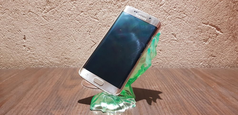 Stojak/łapka biurkowa na telefon