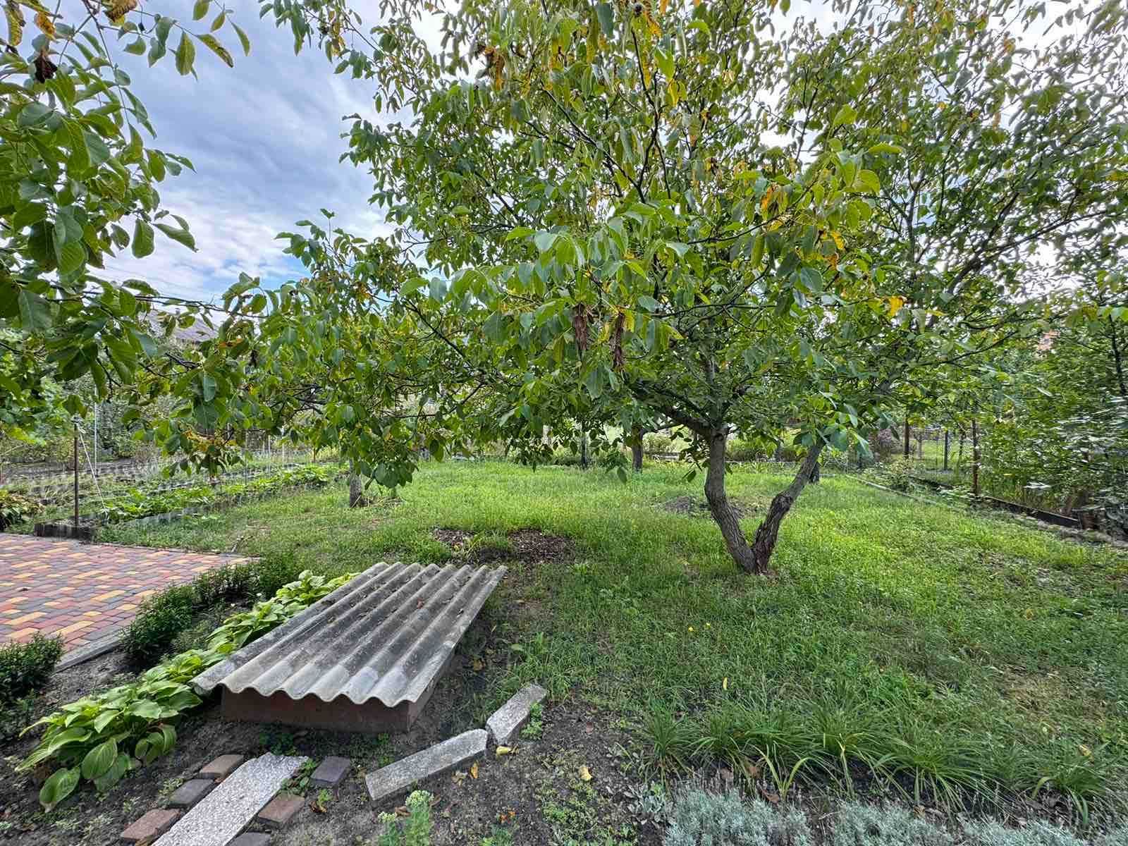 Продається дача в кооперативі Озера-15
