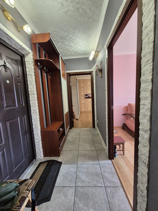 Здам 2-к квартиру, на 11  МКР.