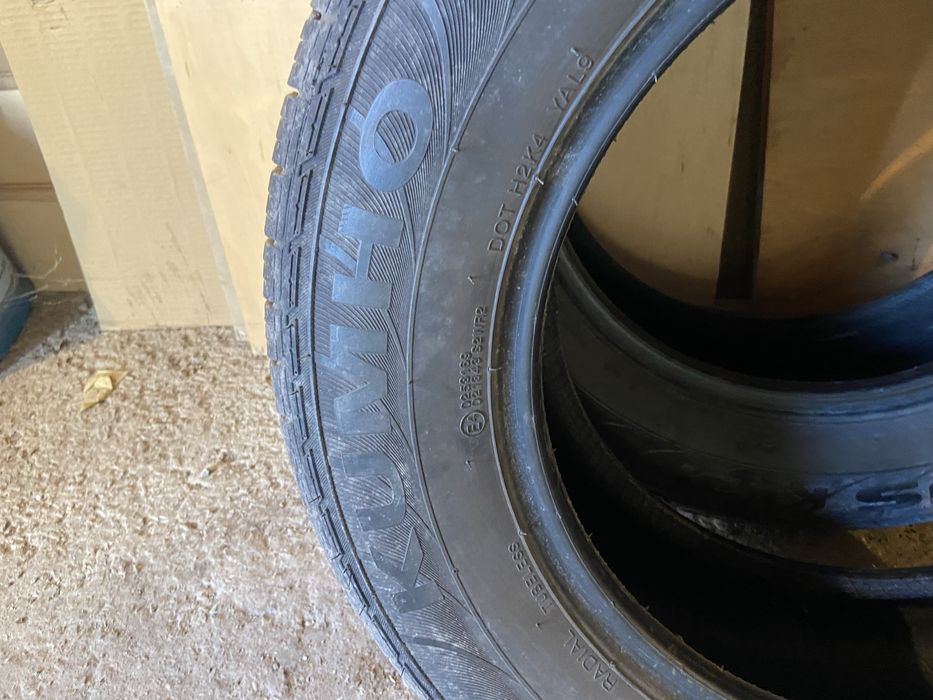 Продам резину кумхо 215/65/16