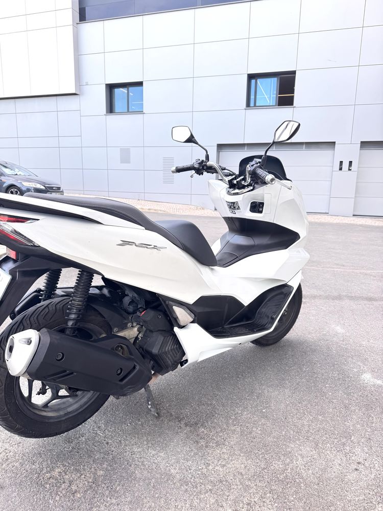 HONDA PCX - Excelente Estado
