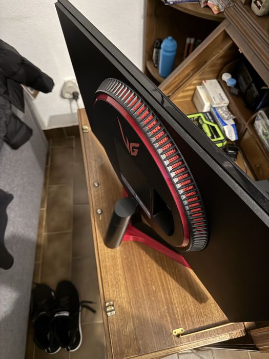 LG Ultragear IPS QHD 27" 144hz