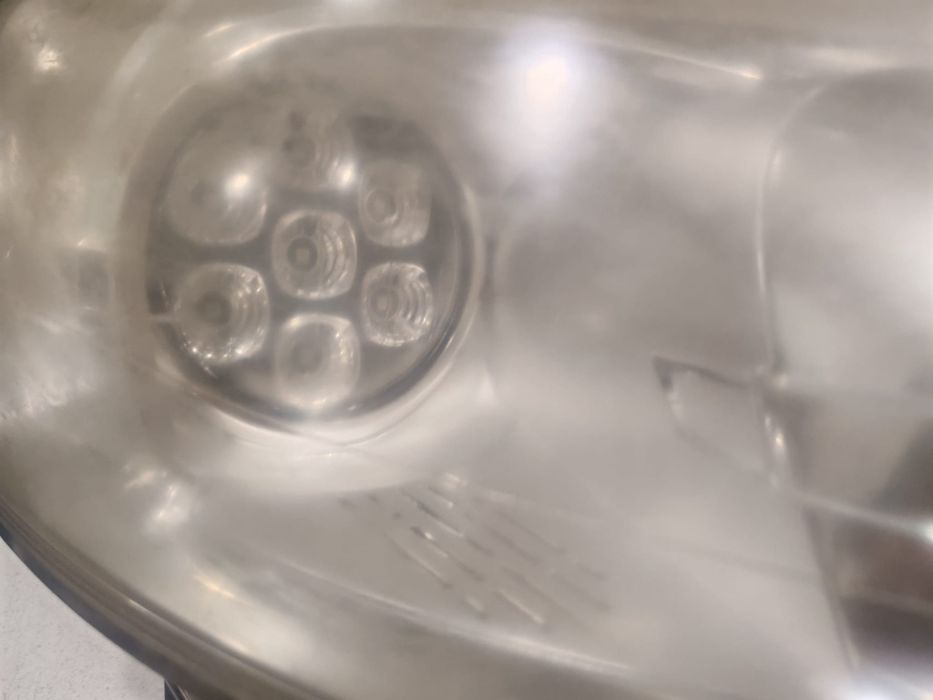 Farol Peugeot 508