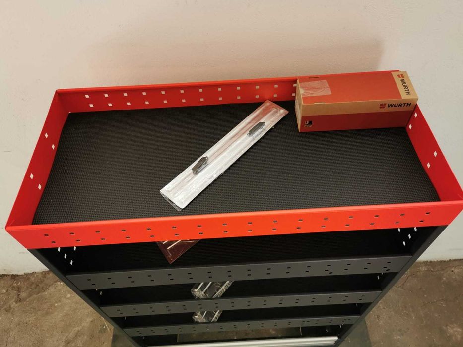 Regał samochodowy serwisowy zabudowa serwisowa warsztatowa PÓŁKI WURTH